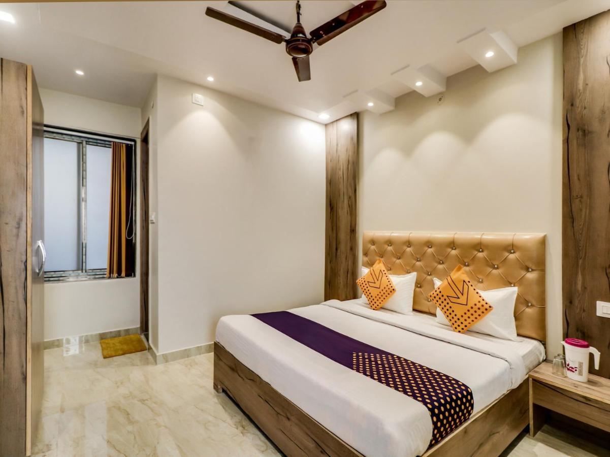 Spot On 69549 Hotel Shri Ram Kashi Muthiganj Exterior photo